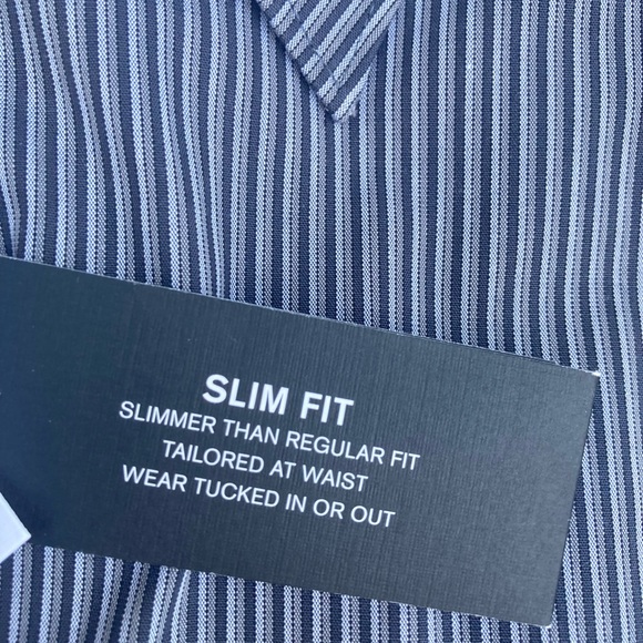 Handsome Clairborne  no-iron slim fit mens dress shirt.  Size 14-1/2 32 33. - Picture 4 of 5